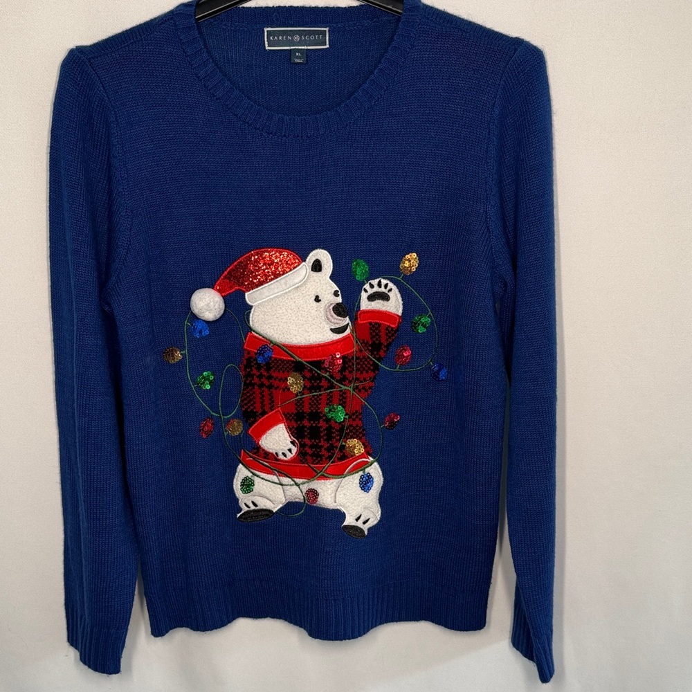 ❤️3/$30 Karen Scott Blue Christmas Bear with Lights Sweater